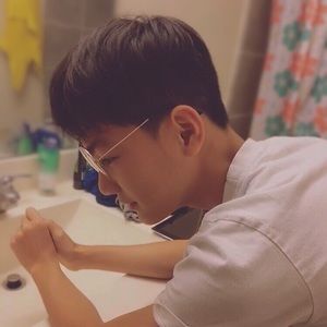 Meet your Posher, Hieu